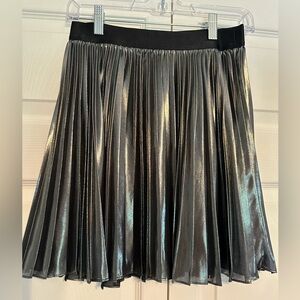 Express Metallic Pleated Skirt size xs